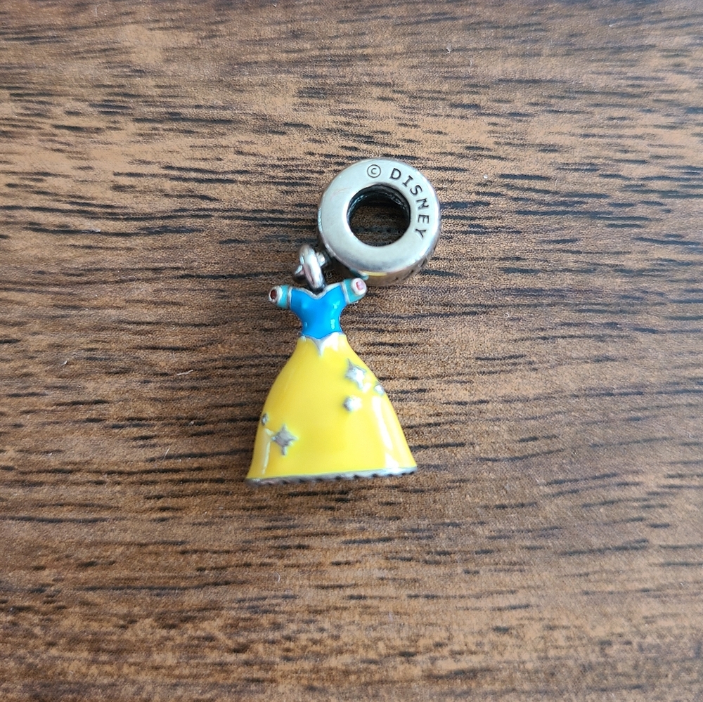 Pandora Snow White Dress Charm